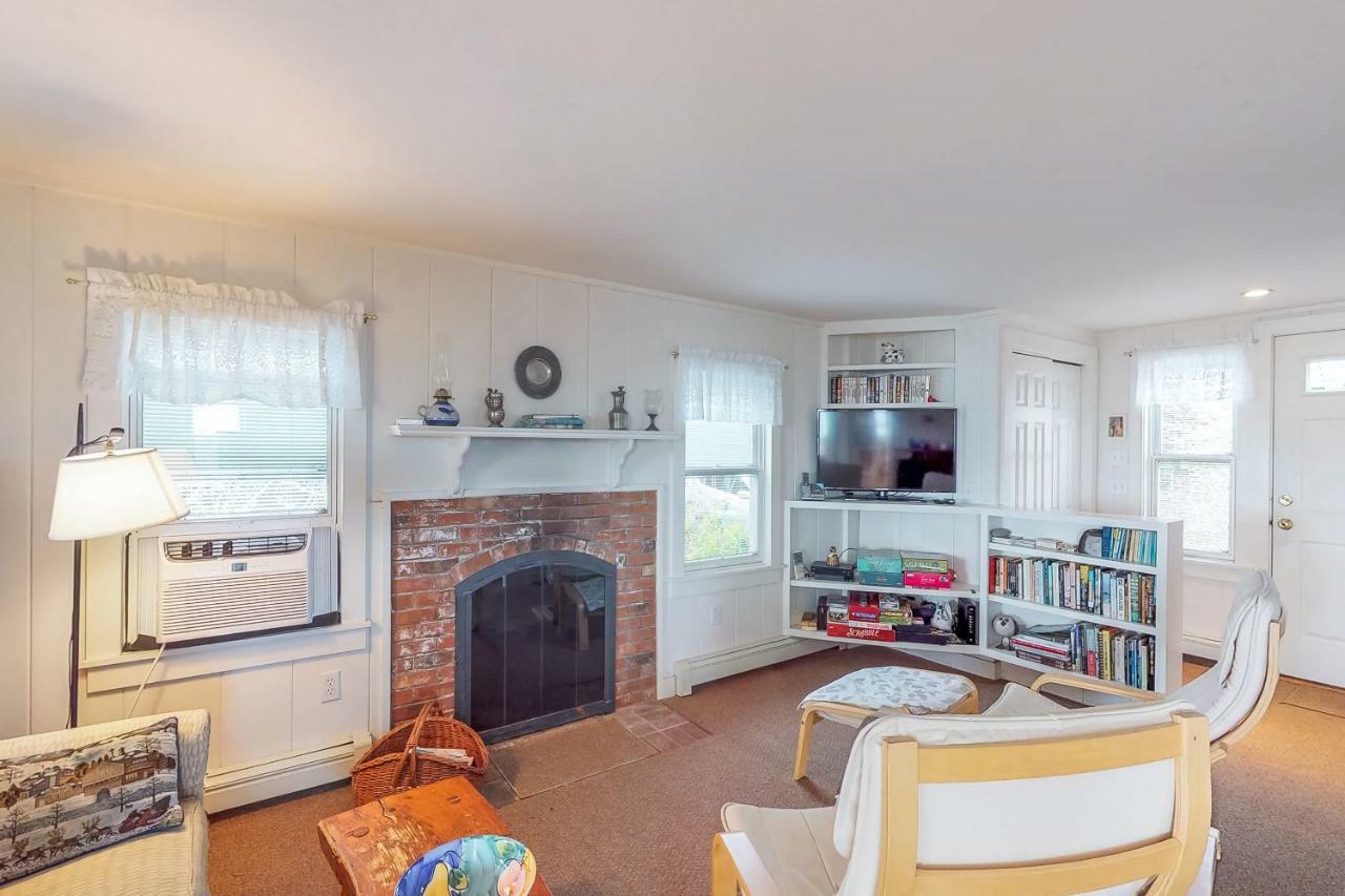 2 Bed 1 Bath Vacation Home In Eastham Extérieur photo