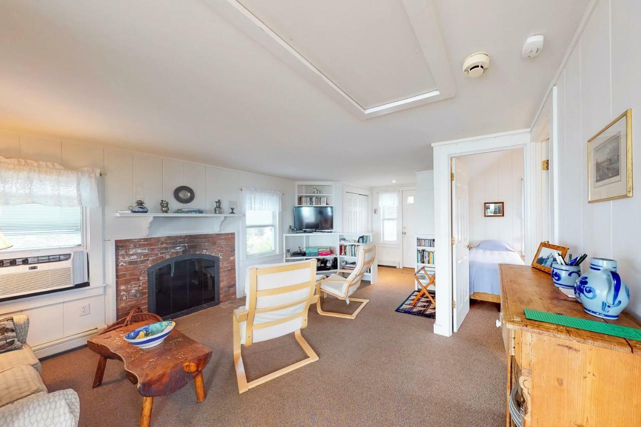 2 Bed 1 Bath Vacation Home In Eastham Extérieur photo